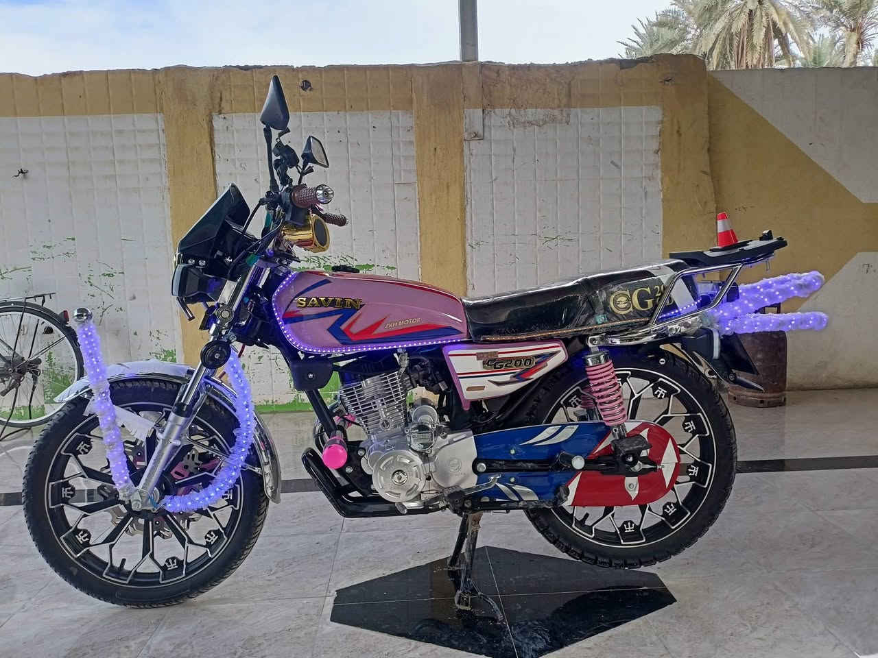 يالله موطور للبيع سيفان   موديل 2025بعده زيرو بي 3 بصمات تشغيل عن بعد بي سماعه بلوتوث محرك 200 فول مجمبز  بي اوراق،منفيس،فقط   السعر 925وبي مجال بسيط   العنوان الرمادي رقم الهاتف***********
