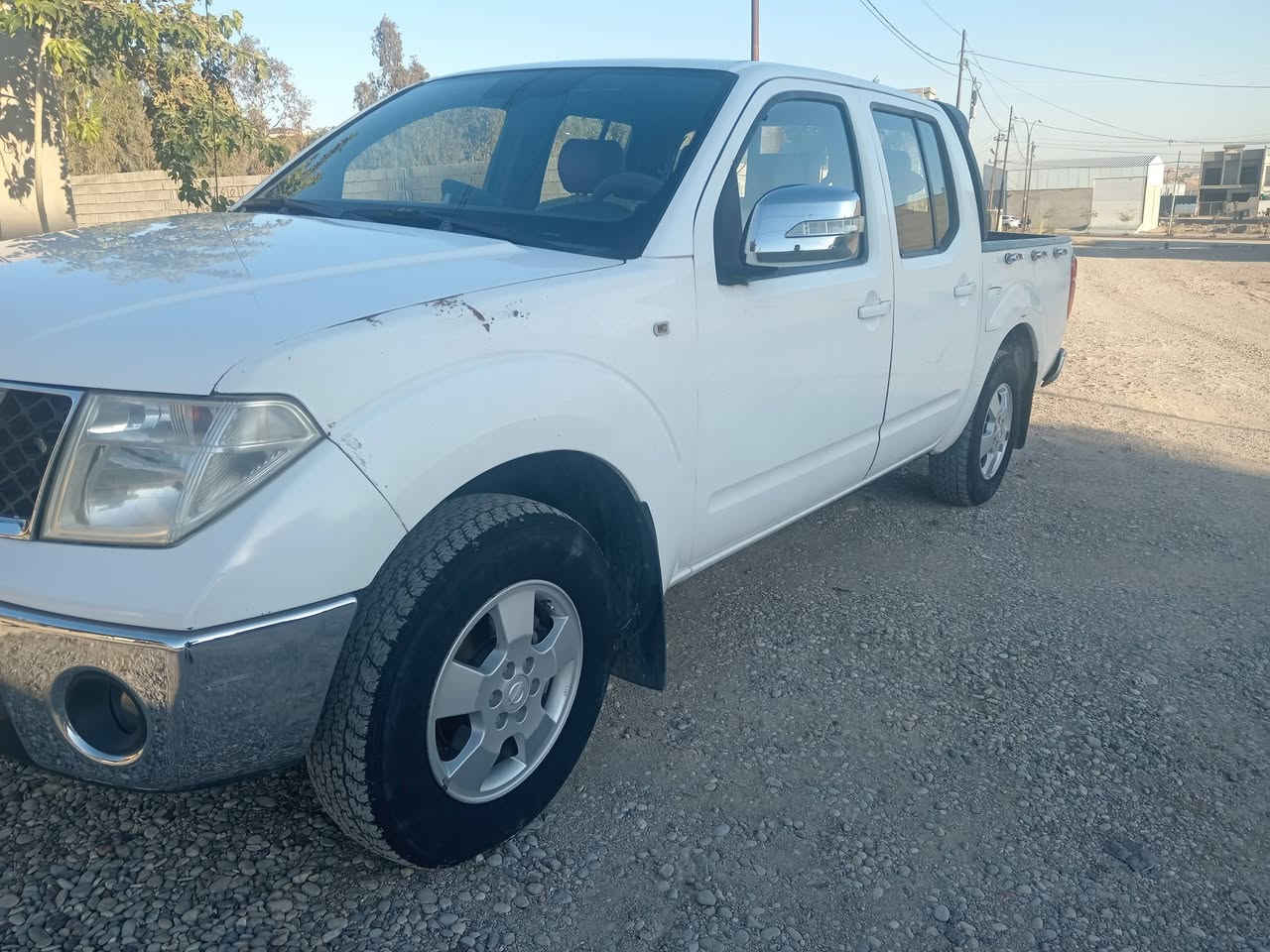 مرحبا سيارة نيسان نفارة موديل2009 اربع بيبان باب خلفي وبنيد قطع اسود بدون ضرر سعر 75ورقه بي مجال  للا استفسار *********** ***********
