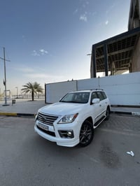 لكزس LX570 • موديل 2014 • ماشية 140 الف