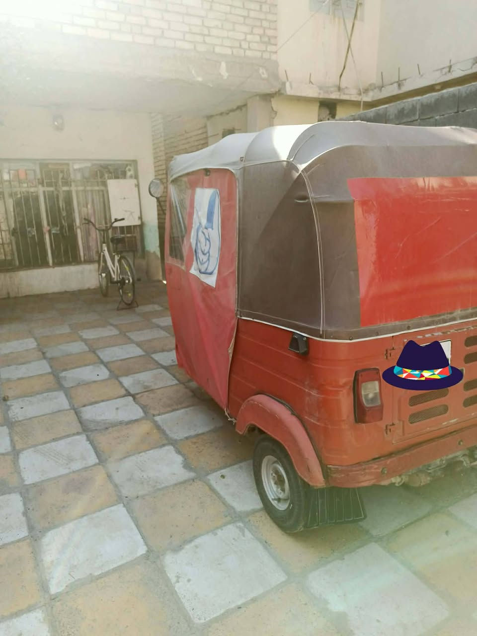 يالله السلام عليكم تكتك ٢٠١٨ نضيفه جدآ سنويه ورقم محرك نضيف جدا ..... فقط بيهه خياس جاملخ وشغلات بسيطه السعر (٥) وبيهه مجال للطيبين اليريد يتصل ما متواجد على الفيس/ ***********
