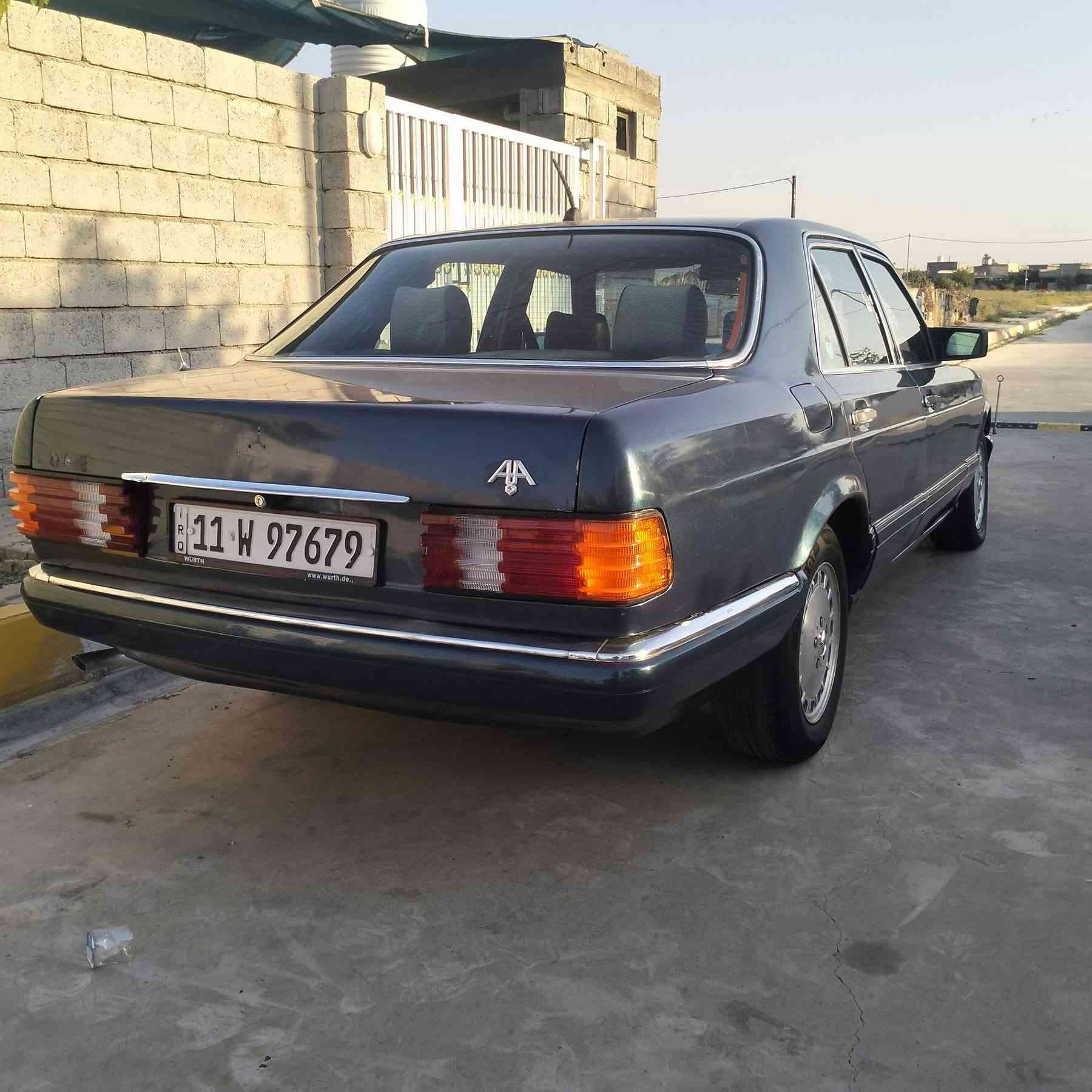 🇩🇪 مارسدس جامبو E 300 رئاسي موديل 91
رقم بغداد انكليزي  سنويه 2028 غرامات 000

محرك  بطه 2500 ديلكو المرغوب ✌️

سياره مصبوغه مصبوغه عام لجماليه 

كهربائيات  كلها شغاله 4 جام كهربا 

تبريد قطعتين  تتفئه شغال غرفتها حلوه 

شاشه ايباد بلوتوث سماعات🎵 بلاد 

عالي ناصي رباعي 🚦 شغال ماسحات جام 🫡 شغال 

ارضيه جلد منضومه  بريك ABS شغال اربع تايرات بلمكان 

باتري جديد كير بلكارتون حاويه سياره شرط معدل 160🔞 تخم تاير جديد سبير جديد ،👉 

سنتر لك 🌹

السعر 45
مكاني/ديالى /السعديه

‭***********‬
