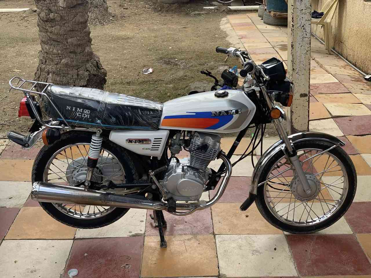 سلام عليكم 
نامه متيار2025 باب اول 3حروف شبه اصلي
الدراجه كفاله عامه من كلشي 
صارله 3اشهر من طلعت من الوكيل بيع مستعجل 
سعر 690 وبيه مجال قليل 
مكاني بابل  الحمزه الغربي***********
