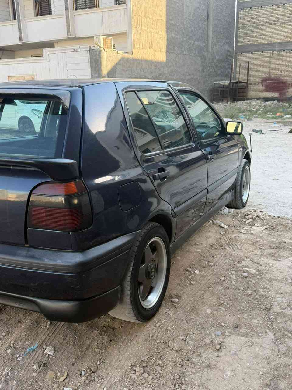 كولف موديل 1992 مكينة 1800 كير عادي كابريتر
السيارة كلشي بيها جديد
منضومة التبريد جديدة
قوايش جديدة
جوينات جديد
واتر بم جديد........ كلشي جديد متصرف عليها
السعر 42 وبيها مجال بسيط
***********
عنواني بغداد الكاظمية
