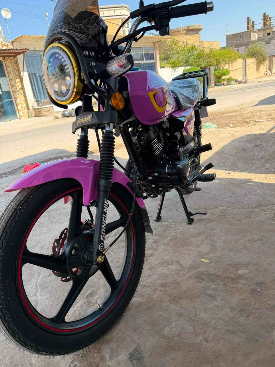 دراجه سونك موديل 27بارحه طالعه من وكيل لبيع  ماشيه 5كيلو سعر 1225الف مكاني الدبله ***********
