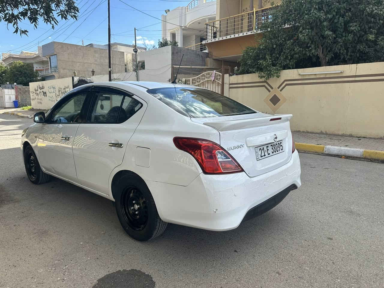 حياكم الله متابعينا الكرام نيسان سني هندي للبيع موديل 2021 رقم سليمانية دولي سنوية  بأسمي  والهزة  جديدة  لوحات  جديدة   سنوية  مجدد  ماشية 50 الف سيارة بيه قطعتين صبغ بدون دواخل حتى السونار موجود سيارة جديدة بمعنى الكلمة  كير محرك عالشرط سعرة  105 ورقة بي  مجال بسيط للشراي مال حك جية تيجي يمي عين غطة عين افراش اخدمك شراي يخابرني بيك خير اوتدلل لان ممتواجد عالفيس  ***********
