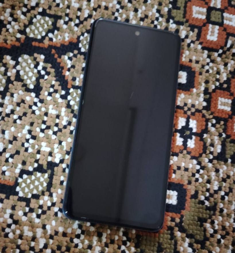 السلام عليكم موبايل تكنو سبارك 2024GO ما مفتوح ابد جهاز نضيف سماعتين ستيريو فوك وجوه 40 فريم بال بوبجي ذاكره 64 الرام6 كامره حلوه HDR بصمه وجه واصبع كله شغال ياخذ سيمكرتين شحنه تايبسي بطاريه 5000 السعر 75 قفل قفل🔒🔒  او مراوس ويه جهاز أقوه منه وانطي فرق العنوان بغداد الرشاد شارع القاعدة رقم الهاتف ***********
