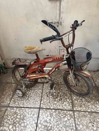 باسيكل لغايه عمر 10 سنوات 25 الف 07705854121 واتساب بغداد بياع