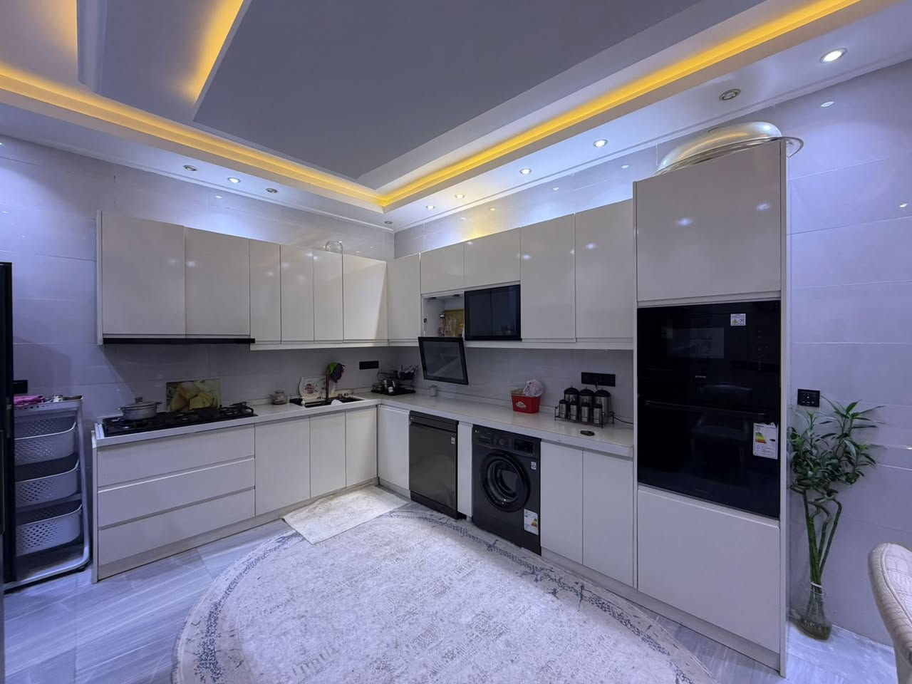 للبيع ***********
