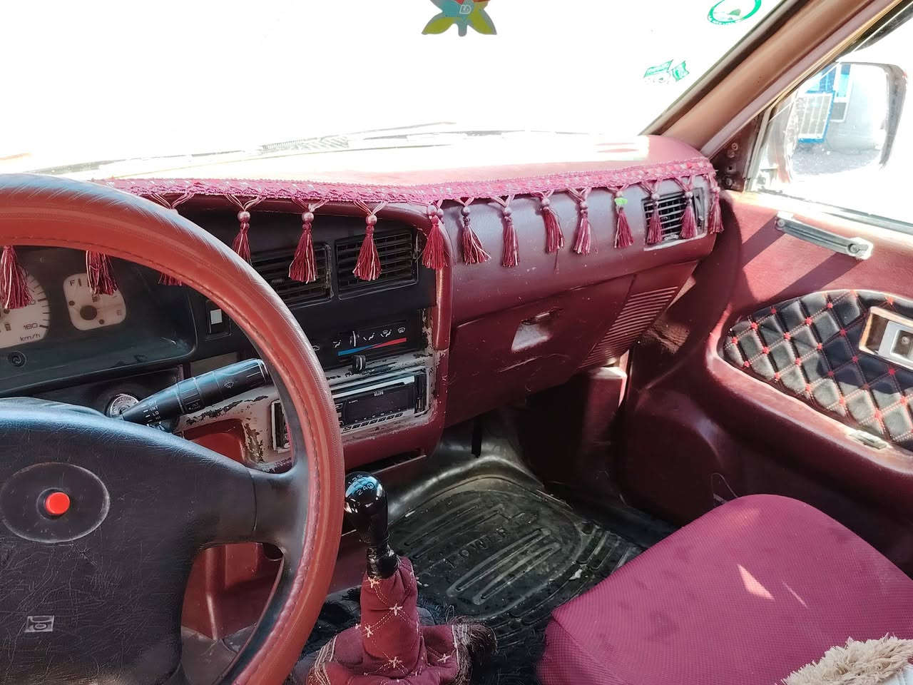 دێر بۆ فرۆشتن ‌‌2006ە سەیارەکەمان کابێتەرە گێروو مەکینەی بێ عەیبە لێ دراوی نیە سەیارەکە ماڵی دۆستە شوێنمان کەلار نرخی ئەم سەیارە 32 مەعامەلە ژمارە تەلەفون ***********
