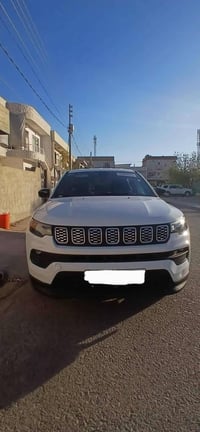 من رخصة مدير الكروب جيب كومباس موديل 2025 وارد امريكي مصلح الحادث موضح...