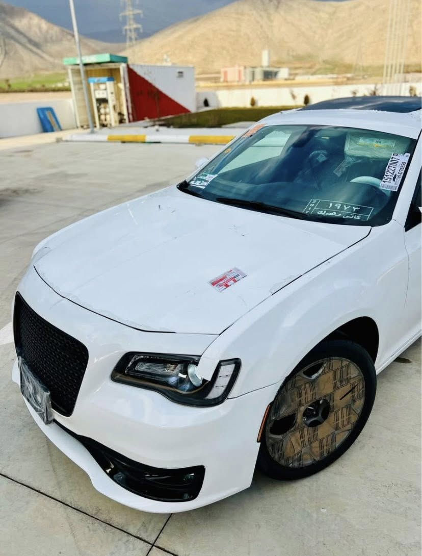 بسم اللە الرحمان الرحیم 
obama ئـۆباما 2016 ئـەمریکی 🇺🇸 
300s فـول مواسەفاتی 

بڕاوە بڕاوە بڕاوە

مـواسەفـات 
شەش پستۆنی(3.6Litr)
بــەسمە
شـەغال
پـانۆڕاما
کوشن سارد و گەرم
کوشن جلد
سوکان ڤۆڵیۆم
تحدید سورعە
گێر ماوس 
ئاوێنە کارەبا
کامیرا
شاشە گەورە
زۆر مواسەفاتی تر

4تایەیی لۆکی بۆبەستراوە  

کوشن و سوکانی لۆک لۆکە

هیچی نیە ساردو شوخت و بۆیاغ
گێرو مەکینەی بەشەرت نەکراوەتە 
سـەیارەکە تابڵێی لۆک و تازە مـاوەتەوە

شوێن ڕانیە 

0750 747 43 86
0777 647 14 27
