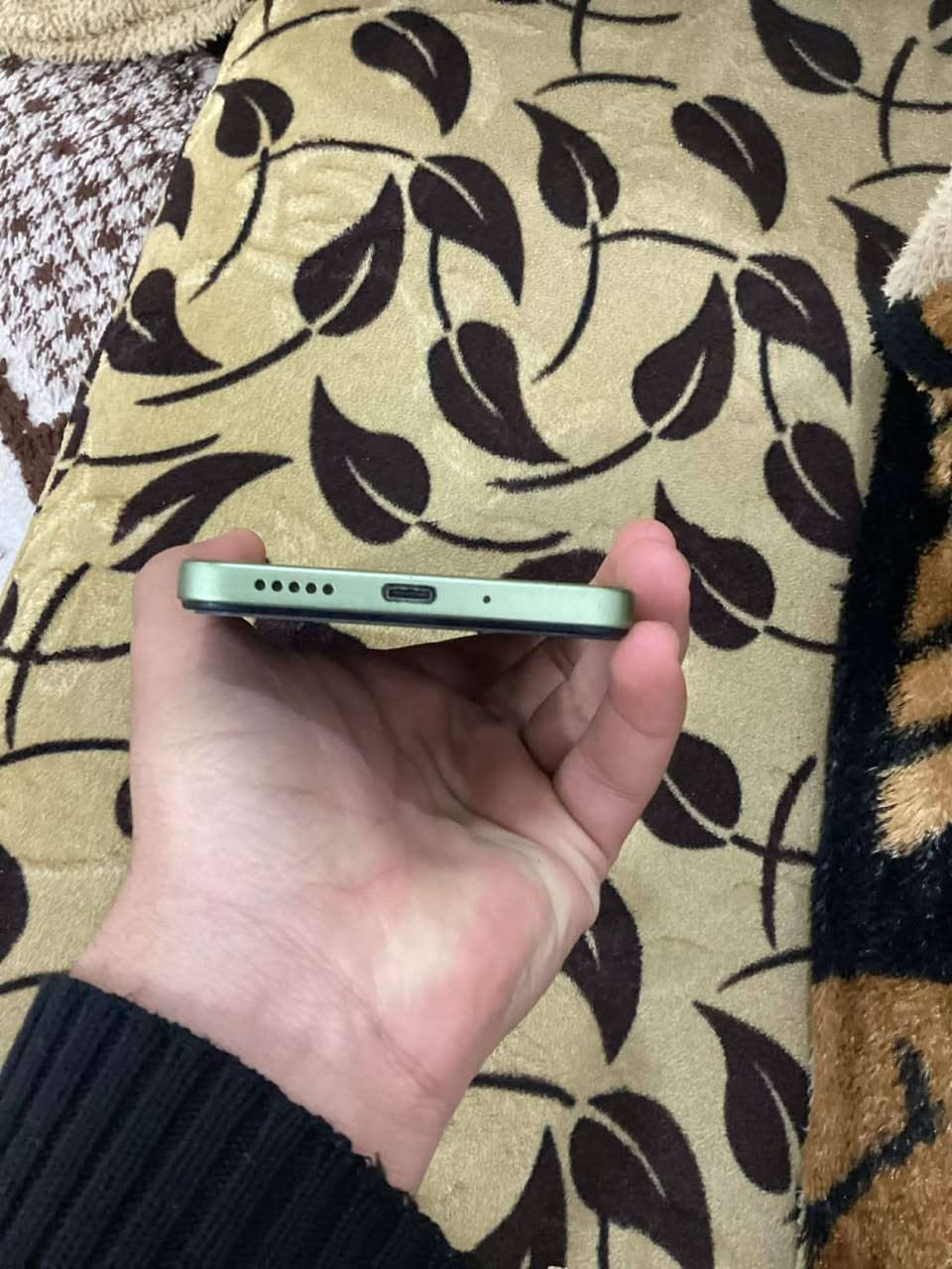 جهاز نضيف للبيع اسم الجهاز ريدمي 14سي للبيع 100وبي مجال مكاني بغداد الصابيات جسر الدوار شارع 100،،،،،الاستفسار على هذا لارقم,,,,‏‪***********‬‏
