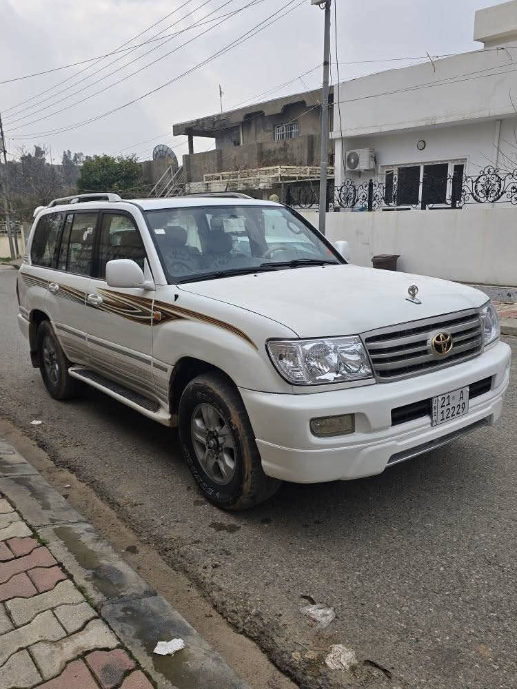 مۆنیکامۆدیل ۲۰۰٦ فول مواسەفەت سەنەوی تازەیە سەیارەکە لەسەردەقی شەریکەمایە سبوغ عامە ناوشانوسەقفی زۆر جوانە پێ  شو بشتی دەعمولێدرانی نیە گێڕومەکینەو دەبڵ ئەکسلی بەشەرت زۆر توندوتۆڵە 
سعری۱٦۲
ژم۰۷٥۱٤۰٤۰٤٥۳
ژم۰۷۷۰۳۰۹۱۰۱۰
شوێن کۆیە أربيل, العراق
