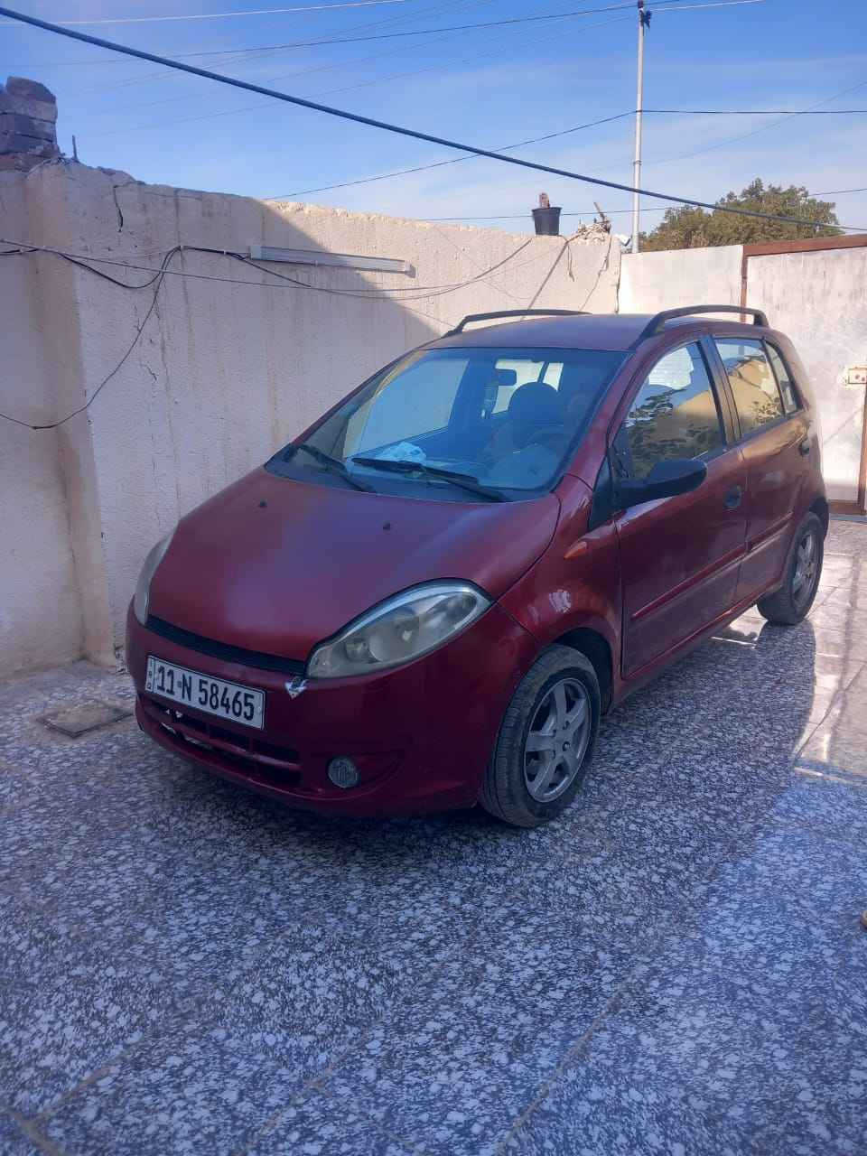 عليكم 
سياره شيري للبيع مكفوله من محرك وكير ودواخل مكفوله ماعدى البنيد بي رشه بصيطه رقم بغداد تحويل بيومه كامله هز ورقم نكليزي تبريد حداديه تخم تاير جاهز اي نقص مابيه 
 سعره ٣٦ وبيه مجال 
***********

ممنون منك الأدمن Singapore
