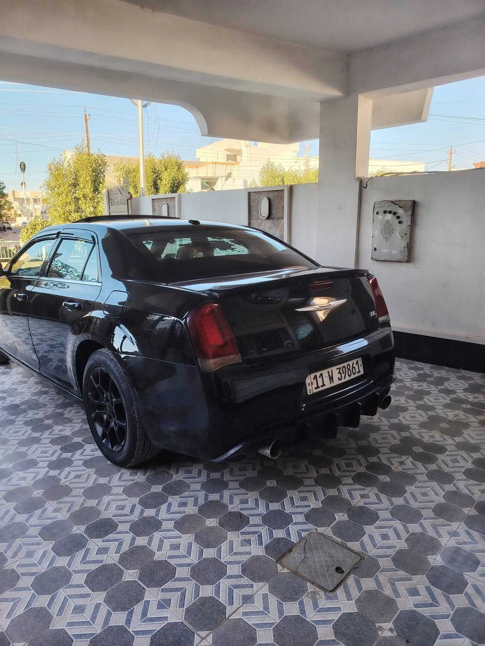 اوبامه S فول موصفات للبيع او مراوس سياره واحد على واحد بيها بنيد وربع الجاملغ المامي العنوان الانبار رمادي *********** : ***********
