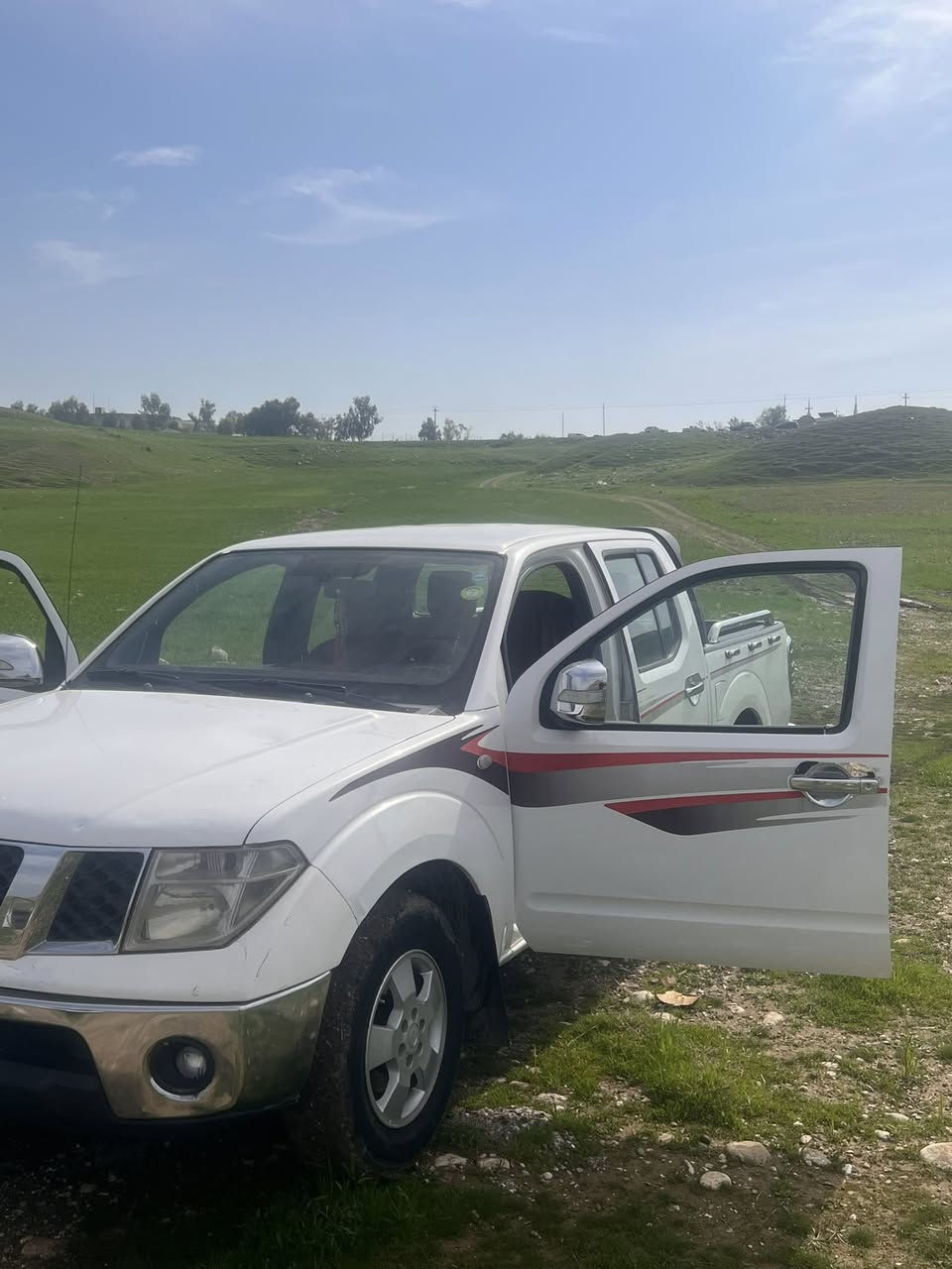 للبیع      ***********
نیفارە 2009ً گیر محرک بطە 3000 اي عیب مابیهە 
رقم سلیمانیە جدید سنویە لل ٢٩ سونارهە موجود بدون ای دواخل لا ضربە ولا شی وکلشی موضح
سعرهە ٩٥ وبیهە مجال .جماعە جوە ال ٩٠ لاتخابر لاتعب نفسک ولاتعبنی 
مایعجبک السعر اعبر المنشور ان شاء اللە تلگە الاحسن
