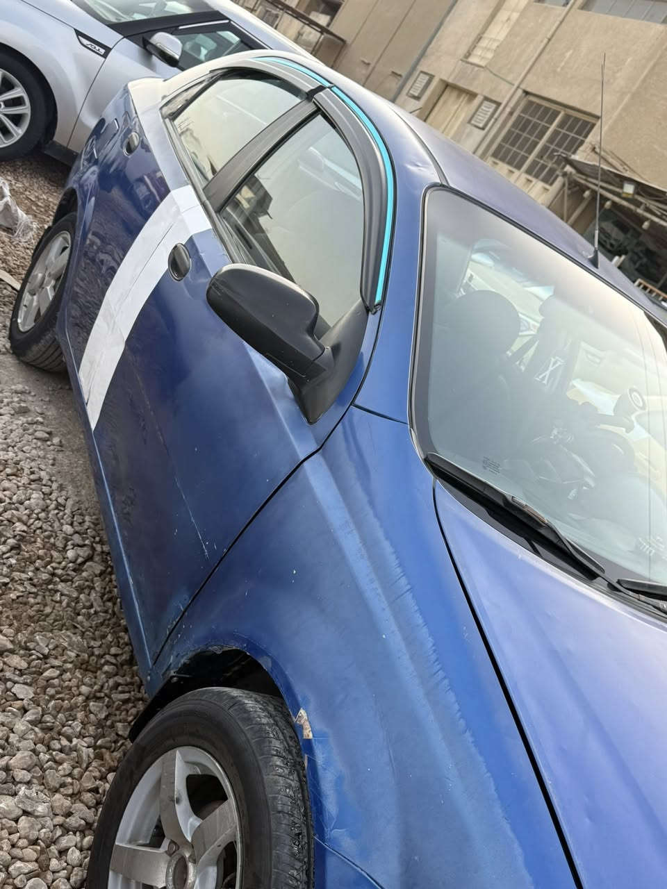 السلام عليكم أفيو موديل 2006وراد خليجي مكفوله كفاله عامه بيه شويه خيسات بسيطه موضحه بل صور محرك كير كفاله حداديه تخم تاير كهربائيات كله شغاله كير عادي رقم بابل الدولي تحويل مباشر سياره جديده 
مكاني/بابل
السعر/38بيها مجال  
رقمي/***********
