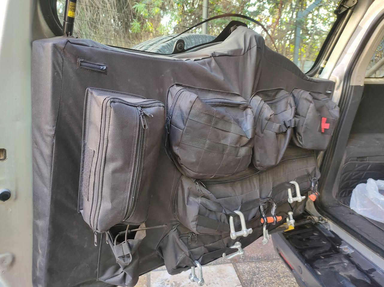 🔷إعادة نشر تم تنزيل السعر 🔷
للبيع فقط أف جي كروزر موديل 2008 خليجي السيارة عليها إدامة ومابيها اي نقوص بس ملاحظات بالگشر من تكحيل وبارد مثل ماموضح بالصور السعر المطلوب13000 $ مكانها بزيونة للتواصل هذا رقمي *********** .
