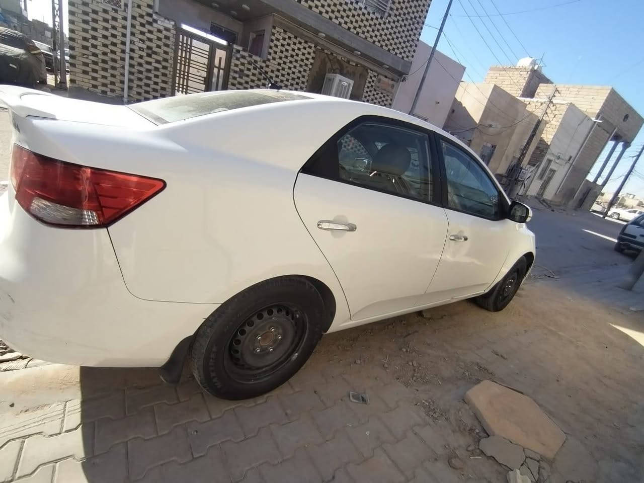 السلام عليكم سيراتو ٢٠١٣ مكفوله عدا بارد بسيط رقم أربيل انكليزي كير ومحرك وتبريد بالجيس مكاني نجف للأستفسار أكثر الأتصال عالرقم*********** مكلف بالنشر
