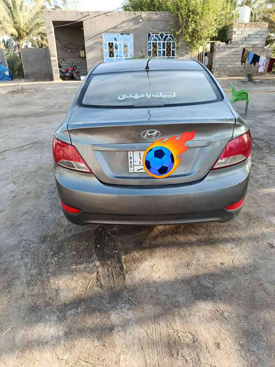 اكسنت موديل 2016
 محرك 1600  
بيه طخات بارد فقط ما واصل للدواخل موضحات بلصور + صبغ قبق جنطه بدون معجون  منظومة لتبريد عايزه اصبع مال كمبريسر فقط  جديده  تخم تاير جديد 
 مكاني نجف 
سيارة تحويل ثاني يوم 82 وبيه مجال بسيط 
***********
