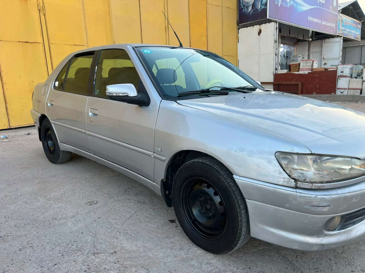السلام عليكم
لبيع بيجو حجم 306
رقم بغداد انلكيزي هزه رقم سنويه كله جديد تحويل مباشر  شرط كير مكينه جدد شرط كهربائيات بلاديه تبريد كله شغال سياره حلوه عضمته نضيفه خير من الله بدون ضربه قويه بدون صبغ عدا تلكيط السعر 38 مكاني بغداد ناحيه الرشيد الاتصال او واتساب ***********
