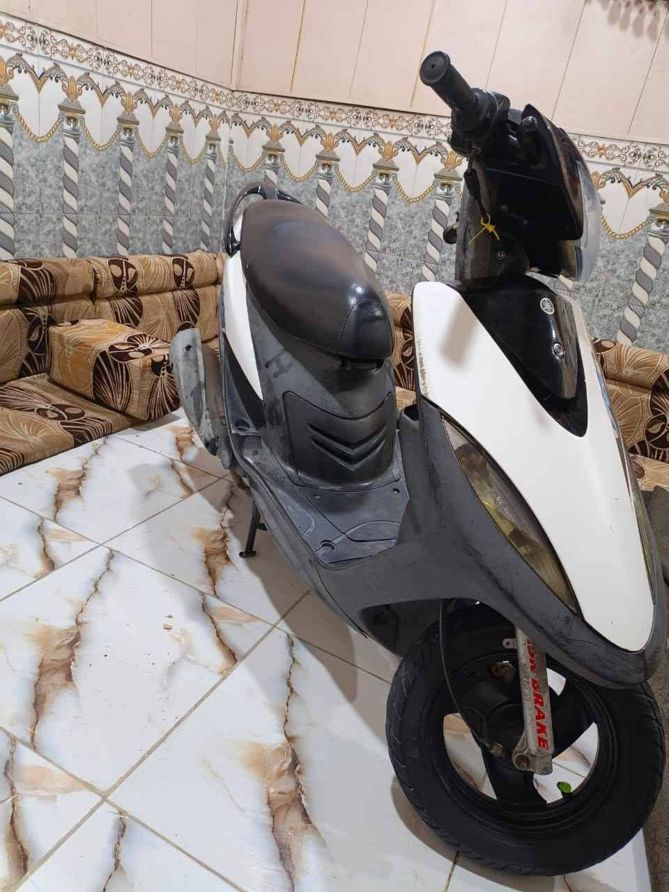 ماكس عدله دراجه كفاله شلعه اومشي تخبل مكينه فول نعومه لاتدخين ولا نضوح كهربائيات كلها شغاله سلف اوهندر عينه لونين عداد سرعه عداد بانزين شغال صطاب سكنات ثلجي اشاير كله شغال ختم واحد ويه المكينه الكفرات كله بلادي مامبدل بيها شي السعر 800 وبيها مجال عنواني البصره رقمي*********** البصرة, العراق

