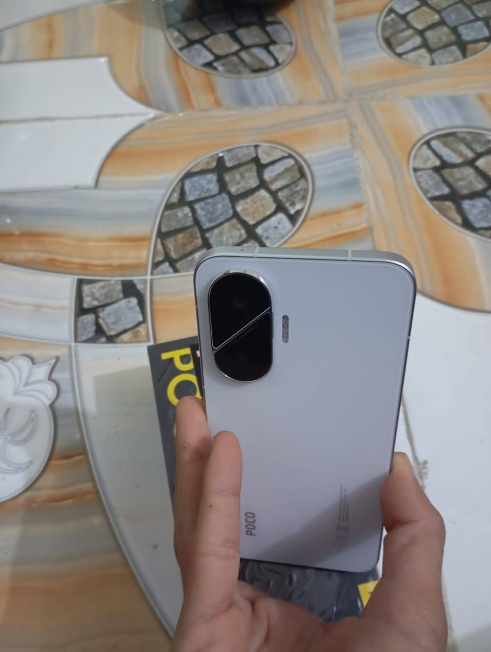 سلام عليكم 
Poco F7 
ذاكره/256
العشوائيه/12
المعالج/سناب دراغون 8s
البطاريه/ 6500 يعني انسى شي أسمه شحن
السعر/445 وبيه مجال


**إذا كنت صاحب هذا الإعلان وتريد حذفه لأي سبب، رجاءا أرسل رسالة إلى الدعم الفني**