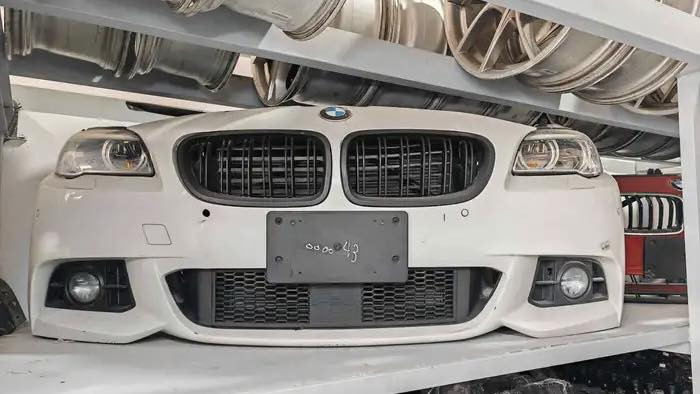 السلام عليكم
متوفر ادوات الماني
BMW - Mercedes 

كلشي متوفر بيها 

شنو تريدون موجود ان شاء الله 

•

لايتات 

دعاميات 

بونيد 

جاملغات 

ابواب

صندوق 

اكسسورات 

بك لايتات 

•

جميع الموديلات متوفر 

و بأنسب الاسعار ان شاء الله 

•

يوجد توصيل لجميع محافظات العراق 🚚

•

•

الزاد لتجارة قطع غيار السيارات الحديثة 

***********
