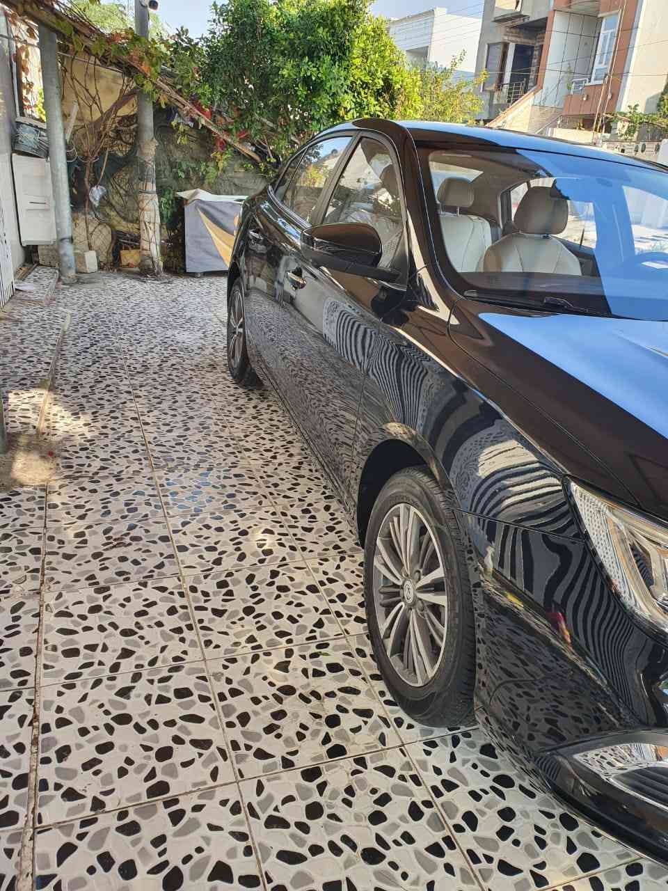 ايمجي5لوكجري فول فول هيج هيجي نيه هه مووي بشرت شوخيكيي هه له دركا هيجي تري نيه 45روشتوه سياريكي زور زور خاوينه يك دينار مسروفي تيدانيه بشرت *********** أربيل, العراق
