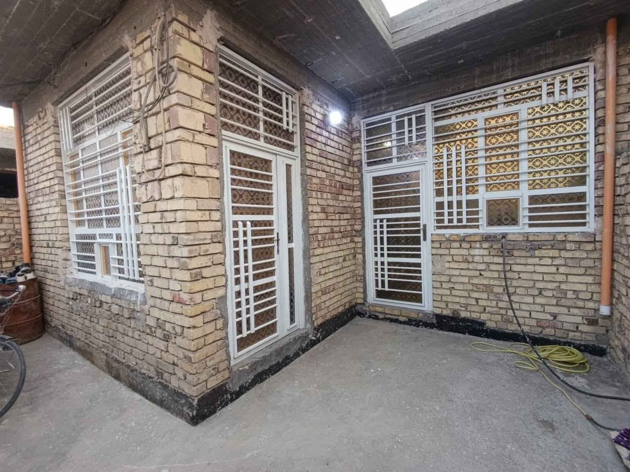 بيت للبيع مساحه 150
نادر الثالثه التاجية الزراعي 
قرب حسينية قائم ال محمد 
جنس العقار طابو زراعي سند 25 تحويل مباشر 
للاستفسار اكثر مراسله الصفحه


**إذا كنت صاحب هذا الإعلان وتريد حذفه لأي سبب، رجاءا أرسل رسالة إلى الدعم الفني**