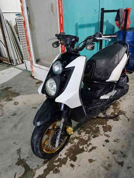 دراجه لبيع سعر 1250وبيه مجال لشراي عنوان مركز ***********
