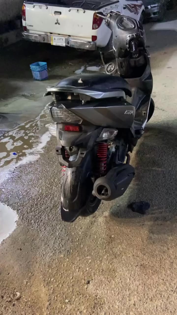 سلام عليكم
جي تي ار للبيع 
المكينه مفتوحه 
بيهه زوج كلجات دوشي 
بيهه قبق فلاوين 
اشايرهه موجوده بس مشادهن 
السعر خاص 
مكاني بغداد شعب 
رقم. ***********
