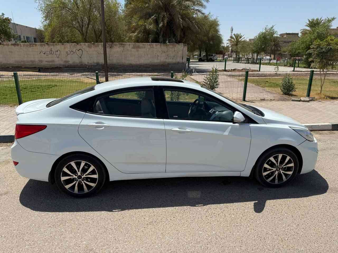 اكسنت 2016
دوش 1600 مجفت فول نشاط
مكفولة من كلشي فقط شبر مرشوش بالباب عكس السايق أثر شخطة 
سنوية 2030 رقم انكليزي 
ماشية 220 الف حقيقي 
سيارة دخول المؤسسة 
بأسمي مشروع وطني تداور بكل محافظات 
هزة وملصق بشهر 1/ 2025 
جاهزة من كلشي شاشة كامرة خلفية وتبريد ثلج ❄️ خمسة ويل كب بلادي 
ذرة دوانز او مشكلة ماكو حدادية معمرة ادامة كاملة.
سيارة جاهزة ماعدة طخات ورصعات مال شوارعنه.
بيع او مراوس بأحسن منها
السعر 115


**إذا كنت صاحب هذا الإعلان وتريد حذفه لأي سبب، رجاءا أرسل رسالة إلى الدعم الفني**