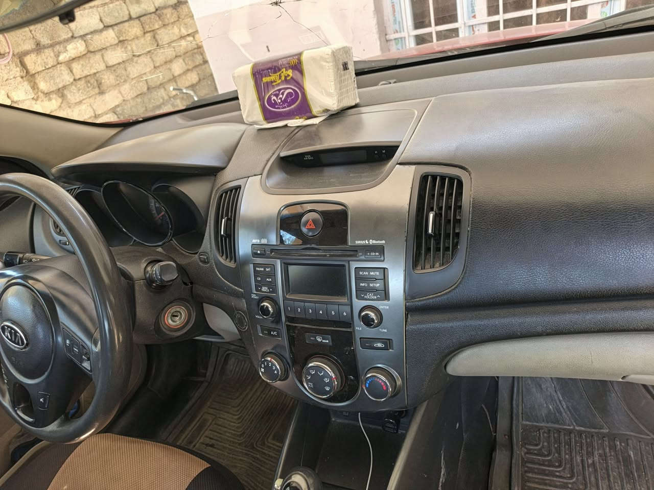 كيا فورتي للبيع 2013 رقم كركوك سنوية ل2028 ماشية 112 الف 
بيها قطعة صبغ مع معجون وقطعتين رش بيها بداية الشاصي مضروب ومعدل تريد ترتيبات خفيفة السعر ٩٠ وبيها مجال *********** ناحية الزاب
