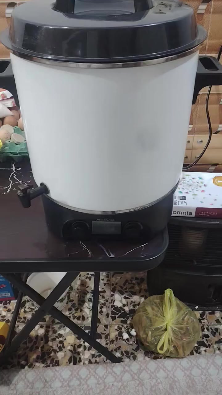 للبيع جهاز ماركت سلفر كريست المانيه مستعمل قليل اخو جديد يسع ٢٧ لتر يفيد مطاعم ومقاهي والبيت شغال على فحص
السعر ١٠٠ بي مجال
مكاني بغداد
***********
