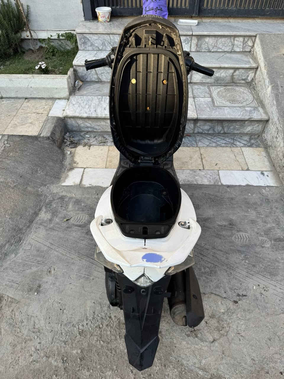 سلام عليكم ماكس مضلع حديث نوزل دراجه حلوه ومناسبه سعرها ٦٠٠ وبيها مجال خاص او *********** مكاني بغداد المشتل
