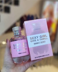 عطر فرموني • نسائي جريء • رائحة مغرية