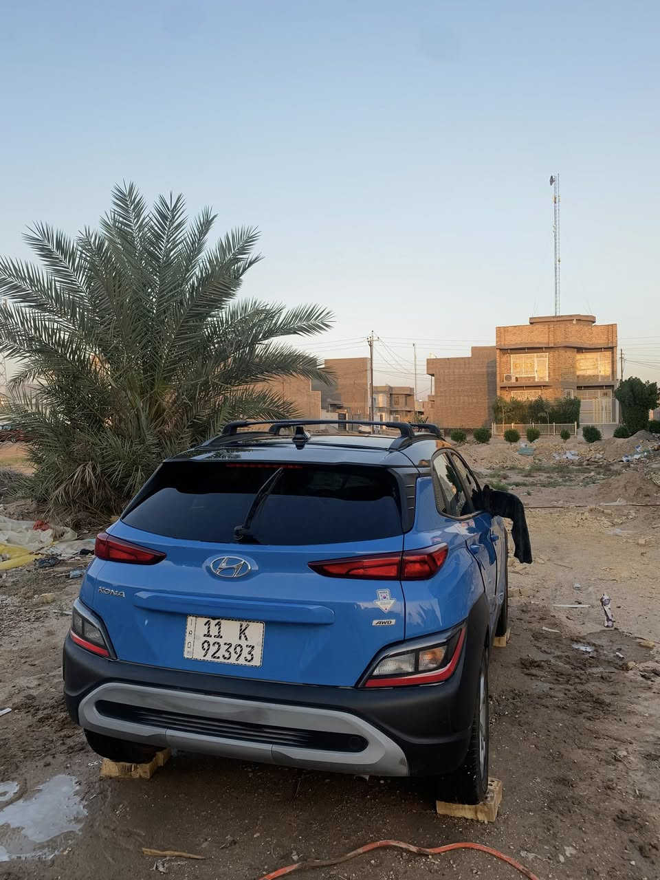 ✦ Hyundai Kona موديل 2023
✦ الممشى: 50 ألف

المواصفات:
➤ محرك 2000 AWD 
➤ تشغيل عن بُعد + بصمة
➤ رادارات 360 + كامرة دوّارة
➤ تحديد مسار + سياقة ذاتية
➤ مانع تصادم
➤ كرسي كهربائي + حضن
➤ أوامر صوتية
➤ تحكمات ستيرن
➤ نظام نزول منحدرات
➤ وضعيات قيادة: Smart / Sport / Normal
➤ منافذ شحن
➤ تخم تايرات جديد


**إذا كنت صاحب هذا الإعلان وتريد حذفه لأي سبب، رجاءا أرسل رسالة إلى الدعم الفني**