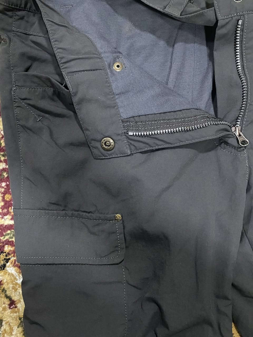 ماركة salewa الايطالية للملابس الجبلية
اللون رصاصي غامق 

النظافة فول فول 

مبطن من الداخل 

شرط اصلي 

الطول 107
الكمر 43
الحجل 18 

يتوفر توصيل


**إذا كنت صاحب هذا الإعلان وتريد حذفه لأي سبب، رجاءا أرسل رسالة إلى الدعم الفني**