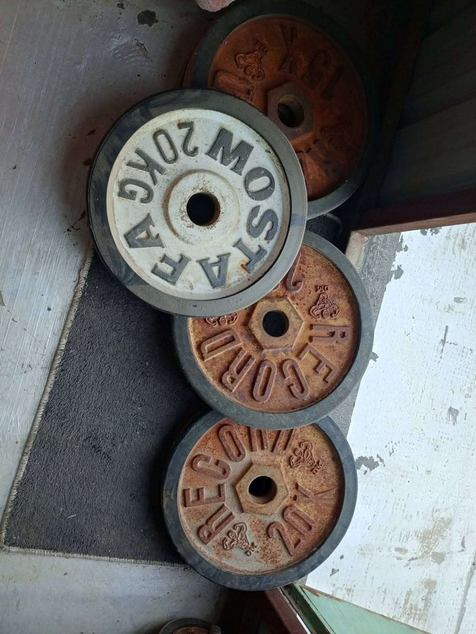 السلام عليكم
اخوان جهاز بنج مثل متشوفون قيم باليرضي الله 
مع اوزان وزن حقيقي بأقل سعر الكيلو بألف
للاستفسار  ***********
