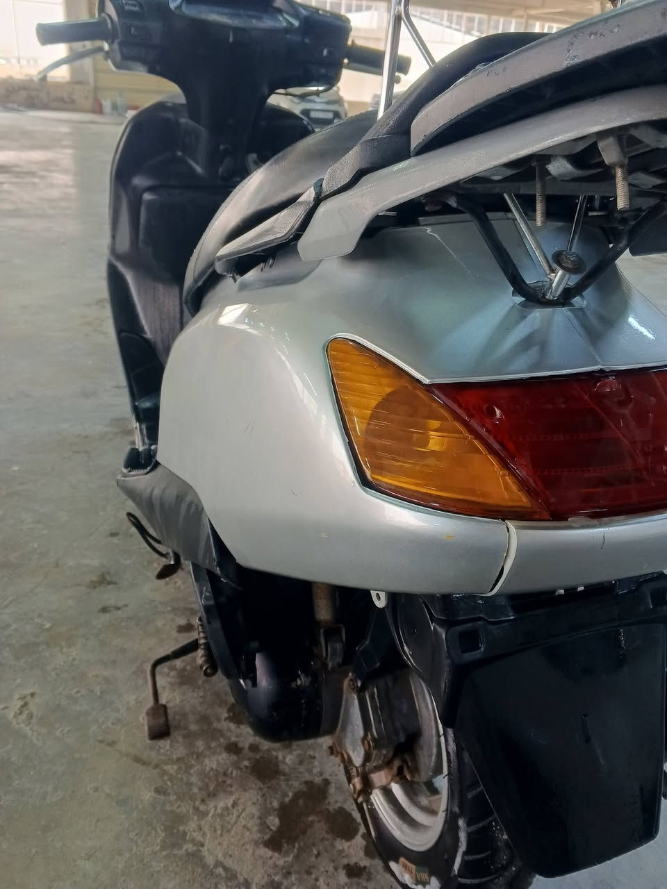 سبيسي ماليزي للبيع تجفيت جديد اكسن جديد تايرات جدد ثنينهن عوزها خشم مال سلف ودبلات امامي فاكسات دراجه خير من الله صار 20يوم جفتتها كلجات امامي خلفي جدد السعر 450وبيها مجال  مكان كوت مركز مدينه استفسار اتصال علئ الرقم
***********
***********
