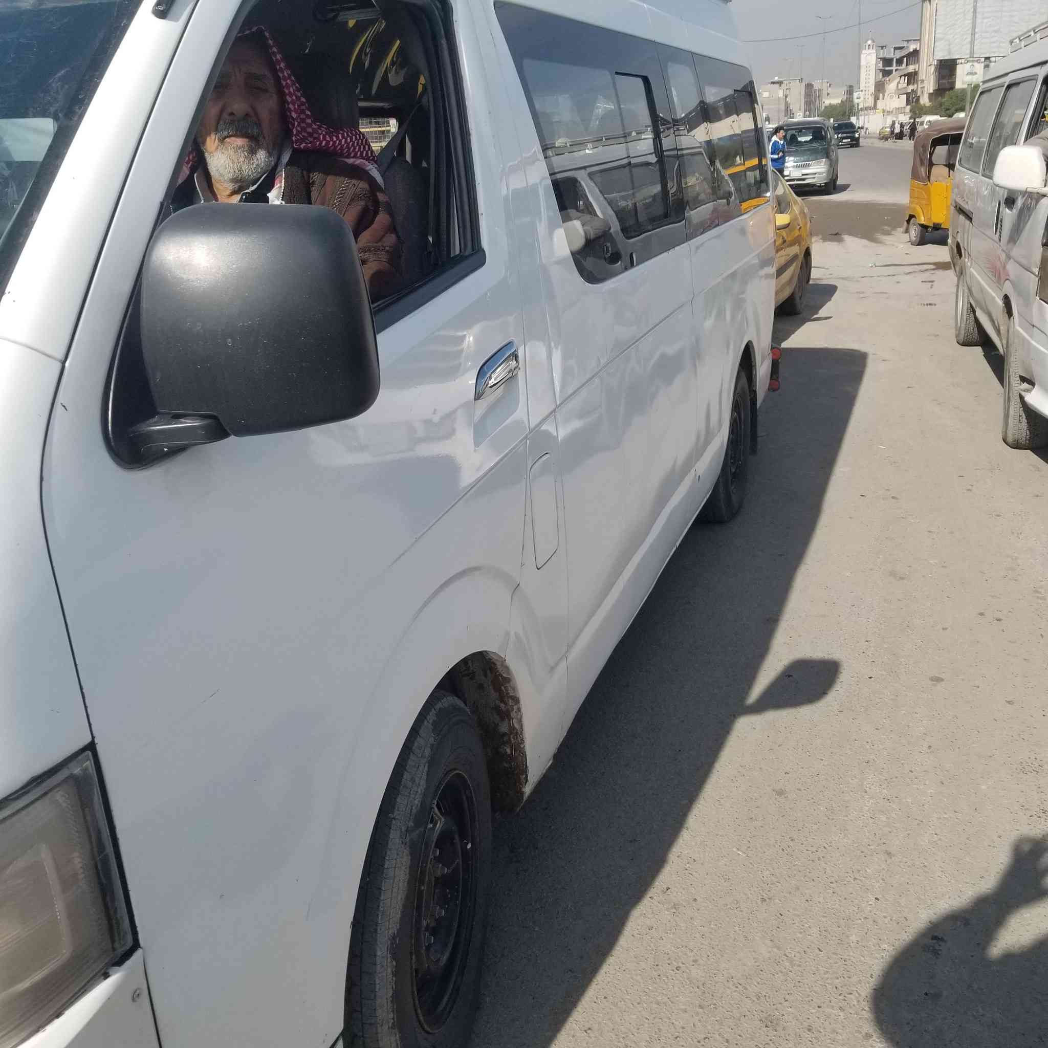 سلام عليكم هايجر 2017
سياره بسمنا 

امحرك وكير كله نضيف

تبريد ضايف له منضومه تبريد بالخلف مثل مموضح بصوره 

دوشمه كشنات ورضيه كامله وجديده

بيه ملاحضات بسيطه و تكحيلات بالكشر بسيطه تفحص ميكانيك وكشر 

سياره جاهزه اي نقص مابيها كبل الشغل 

الشراي خابرني وتدلل ***********
