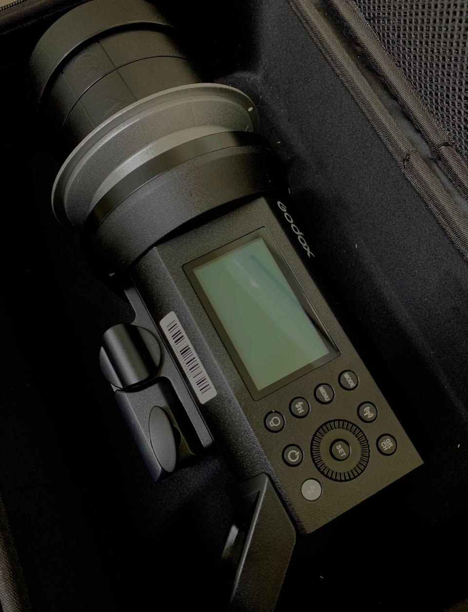 اضاءة كودكس ad400 pro جديد غير مستخدم كافة ملحقات السعر 600


**إذا كنت صاحب هذا الإعلان وتريد حذفه لأي سبب، رجاءا أرسل رسالة إلى الدعم الفني**