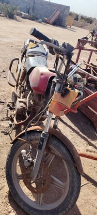 دراجة نارية • للبيع