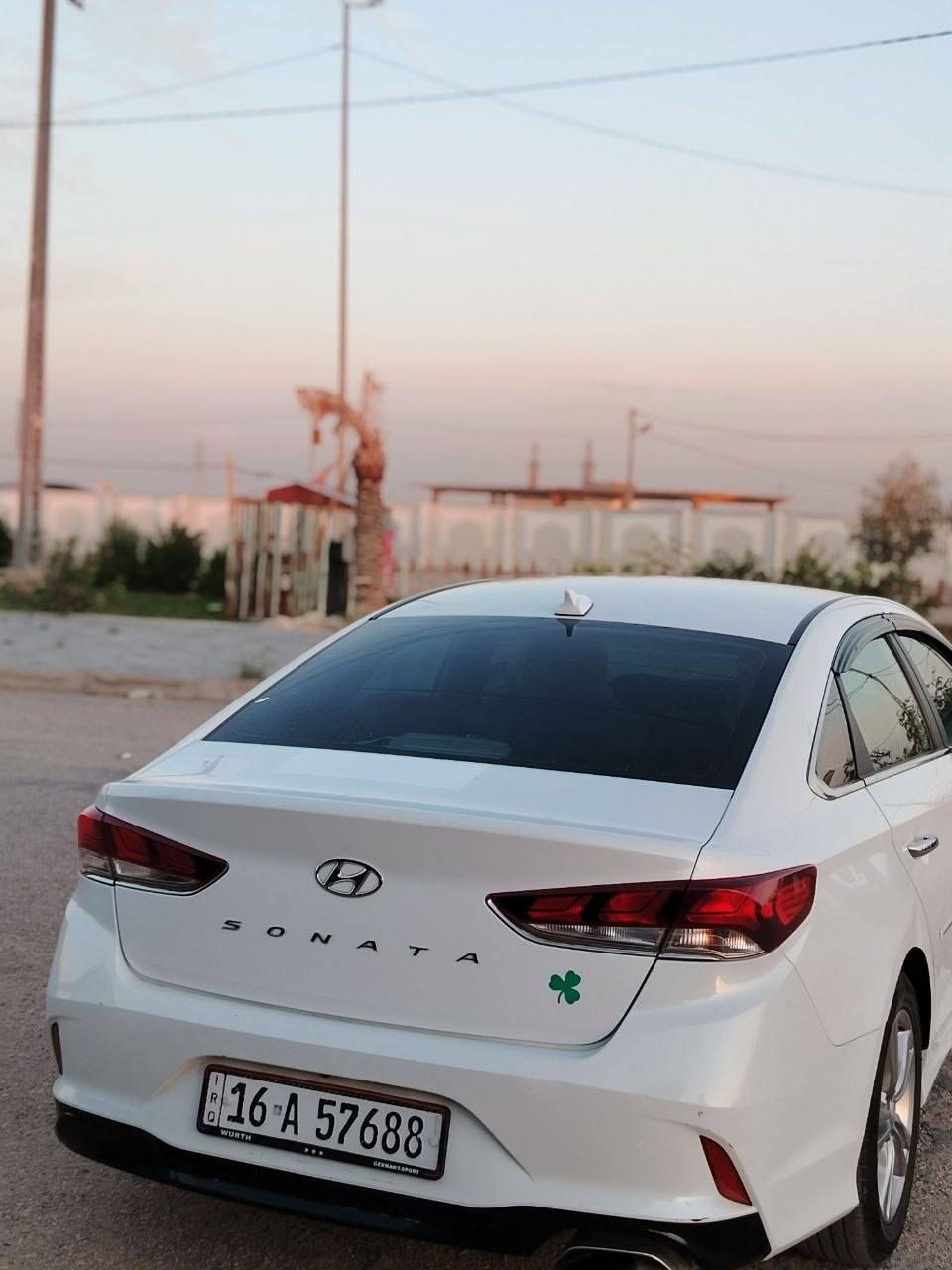 سلام عليكم سوناتا 2018 أمريكي
مواصفات:
تخم تاير جديد
٣ وضعيات قياده
كراسي جلد +كهرباء
تحكم ستيرن جهتين 
كامره خلفيه
رادرات 
بصمه تشغيل
تبريد🥶
مانع نزلاق
حساس تاير
بعد هواي مواصفات
سياره فول ماعده فتحه ماشيه 76الف 
ما عايزه برقي سنويه 2030 بأسمي مداور ثاني يوم سوناره واضح بصوره سياره خير من الله سعره ١٤٠
رقم موبايل ***********
