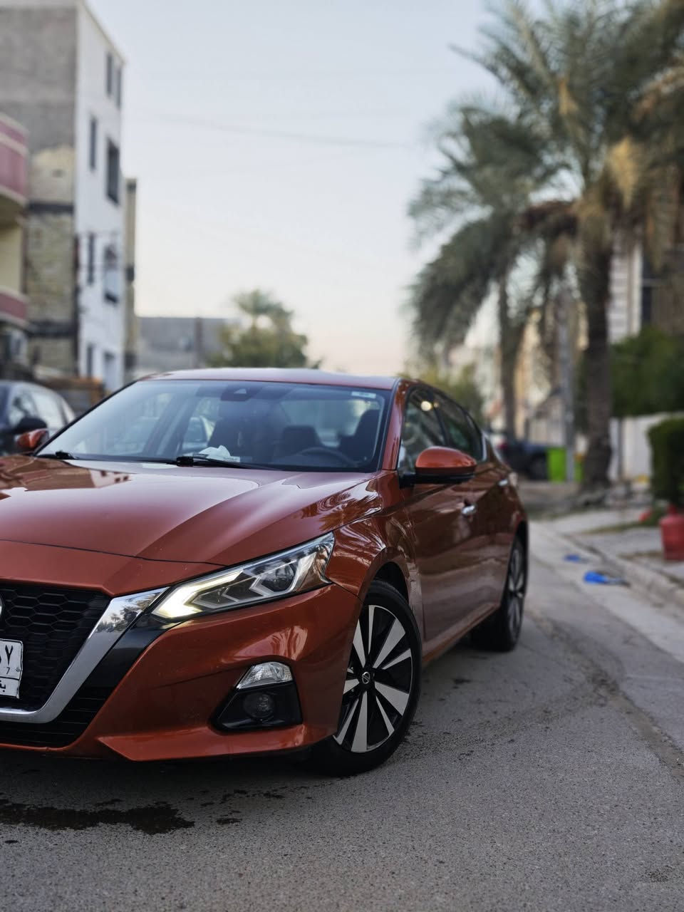 التما 2019 فول الفول بلاتينيوم لون مميز 
فول مواصفات :

•اكثر من 12 سماعه بوس boss فول سستم صوت دمام

•4 كامرات  360 درجه

• رادار امامي خلفي  توقف ذاتي 

• قياده شبه ذاتيه 

• كشنات تخزين 

•تدفئه كشنات 

•بيها نظام تدفئه المحرك بالثلوج 

•شاشه كبيره

•نقاط عمياء 

•تسخين  جامه اماميه ومري جانبيه 

• تسخين مقود السياره

•لايت زنون 

•حادث السياره كلش كلش بسيط جاملغ خلفي بارد بدون صبغ وقبغ جنطه 
• اول ويل درايف 
• رقم بغداد

السعر:160$ بيها مجال 

***********
