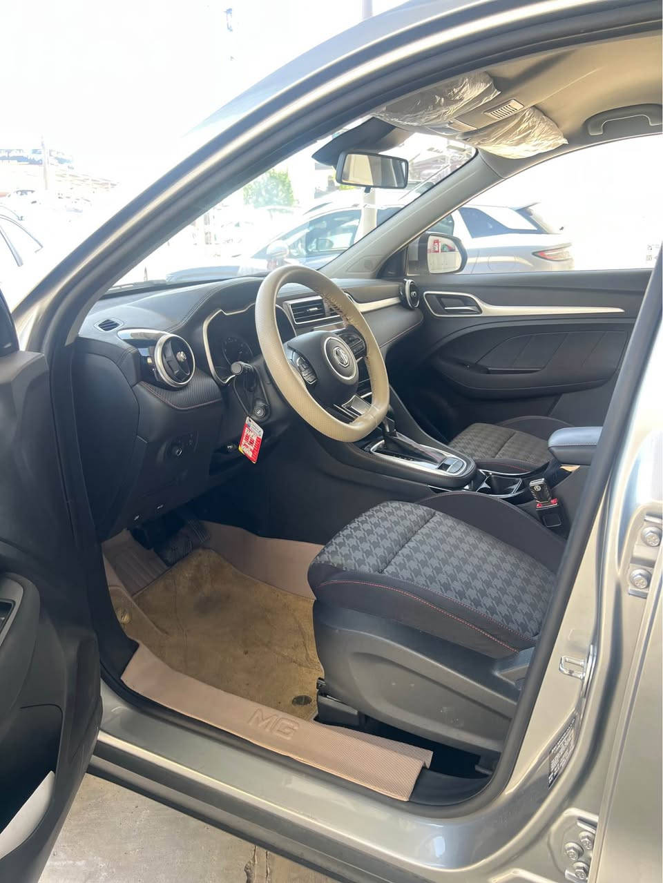 بە ناوی خوای گەورە 

MG ZS 2025 COMFORD 🔥📦

نیو مواسفات تەنیا ١٤ هەزار رۆشتوو هەموو گیانی بە شەرت تەنیا ساردیکی بەسیت لە درگای لای سەکنە  بی بۆیاخە گاعی کەپس و ئەشیاکانی خۆی لەگەلە 
جایز 
بۆ زانیاری زیاتر پەیوەندی بکەن یان مەسج بنیرن:- 
لە سلیمانیم  
*********** السليمانية, العراق
