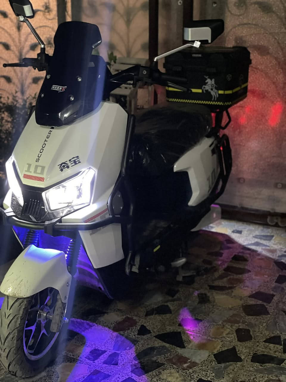 صاعقه ٢٠٢٦ زيرو  جديده مدرعه بطاريات مسطره لكبار ٣٩ انبير ترجع بك سرعه ٨٥حقيقي ٤ سرع دبل اشاره مكاني بسيديه  ***********
