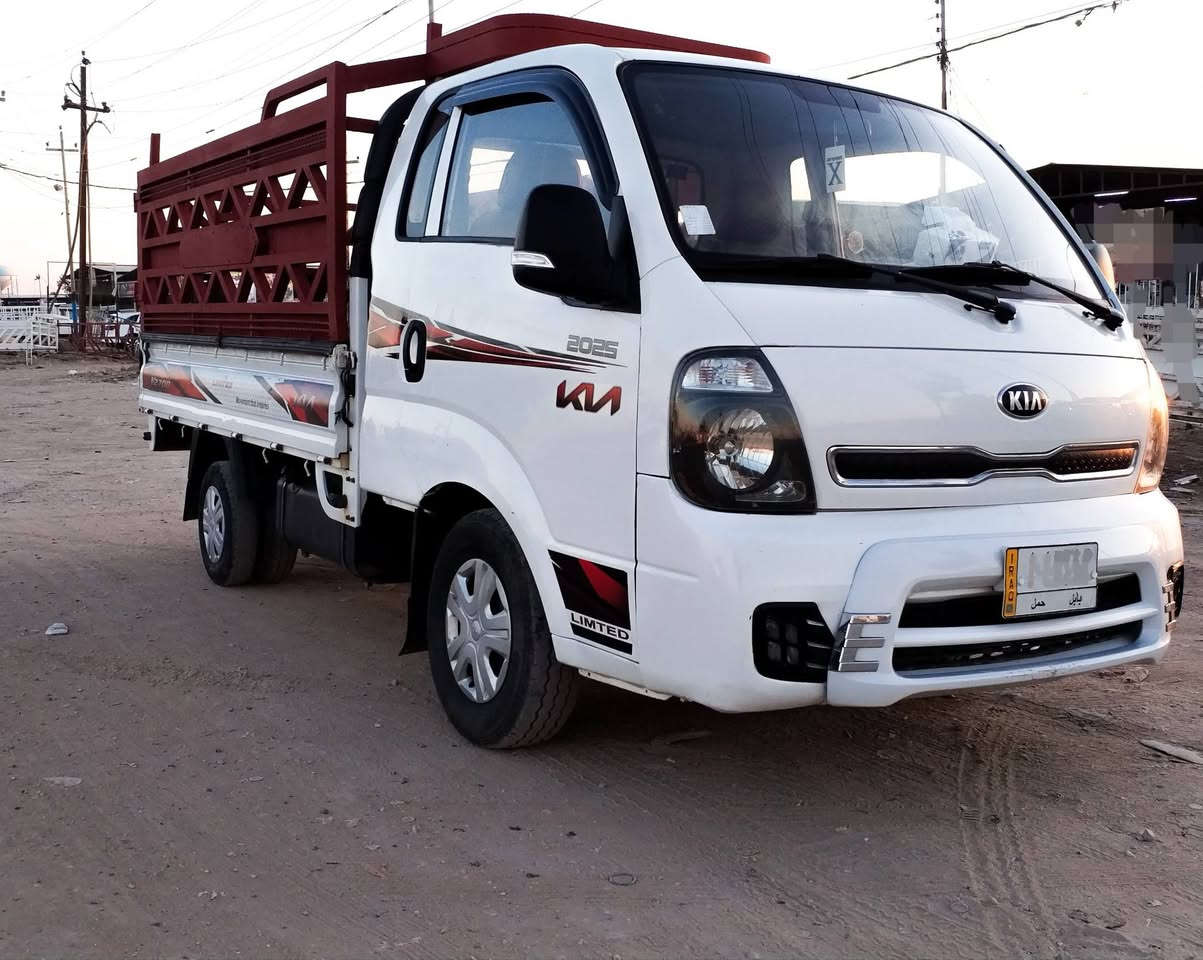 ​🚗 كيا حمل (2700) موديل 2018 - للبيع
المواصفات: 
​النوع: كيا حمل.
​المحرك: 2700 (نظام تشغيل وكفاءة ممتازة).
​الموديل: 2018.
​الرقم: بابل (ألماني أصولي).
​المكان: بابل.
​حالة البدي والضرر:
​السيارة تحتوي على صبغ في أماكن محددة (موضحة بدقة في الصور المرفقة).
​وبيها جوة البنيد القفل 
​✅ السيارة مكفولة كفالة عامة من: (المكينة، الكير، الأكسل، الشاصي، ورقم الشاصي).
​⚠️​اذا​ مو شراي لا تتعب روحك واتعبني 
​السعر: 105 ورقة قفل.
​للاتصال: ***********
