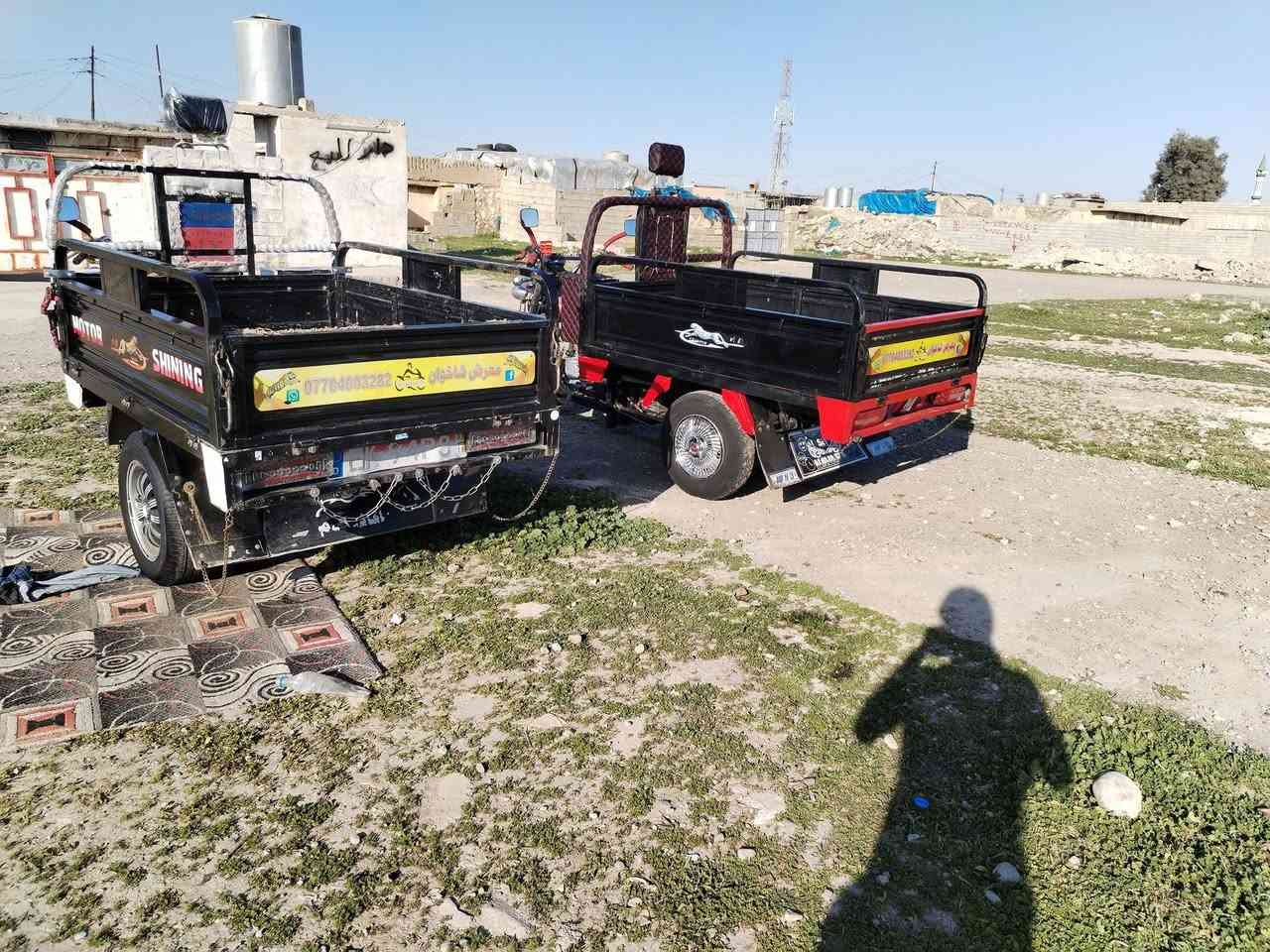 اخواني السلام عليكم عندي ايه الستوتين للبيع الموديل 21 اثنيناتهن الشراي اتصل على رقم ***********
